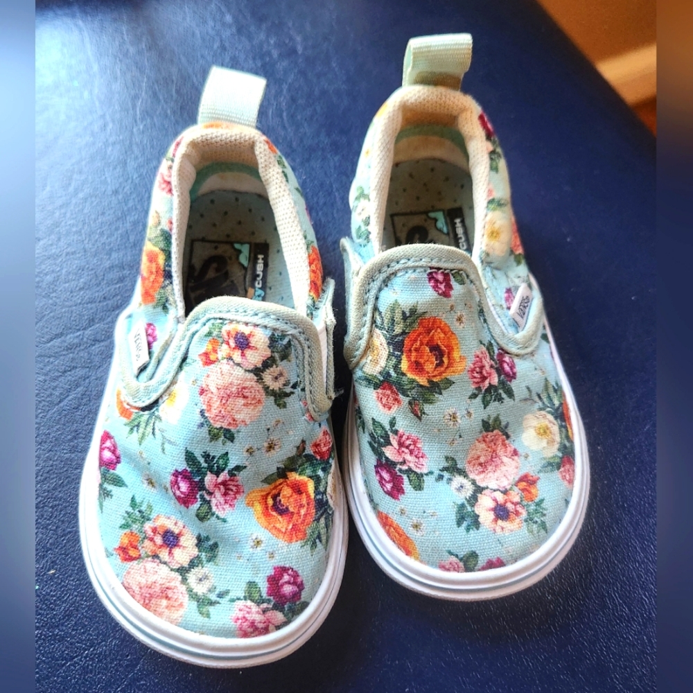 Toddler Girls Floral Van's Size 4.5